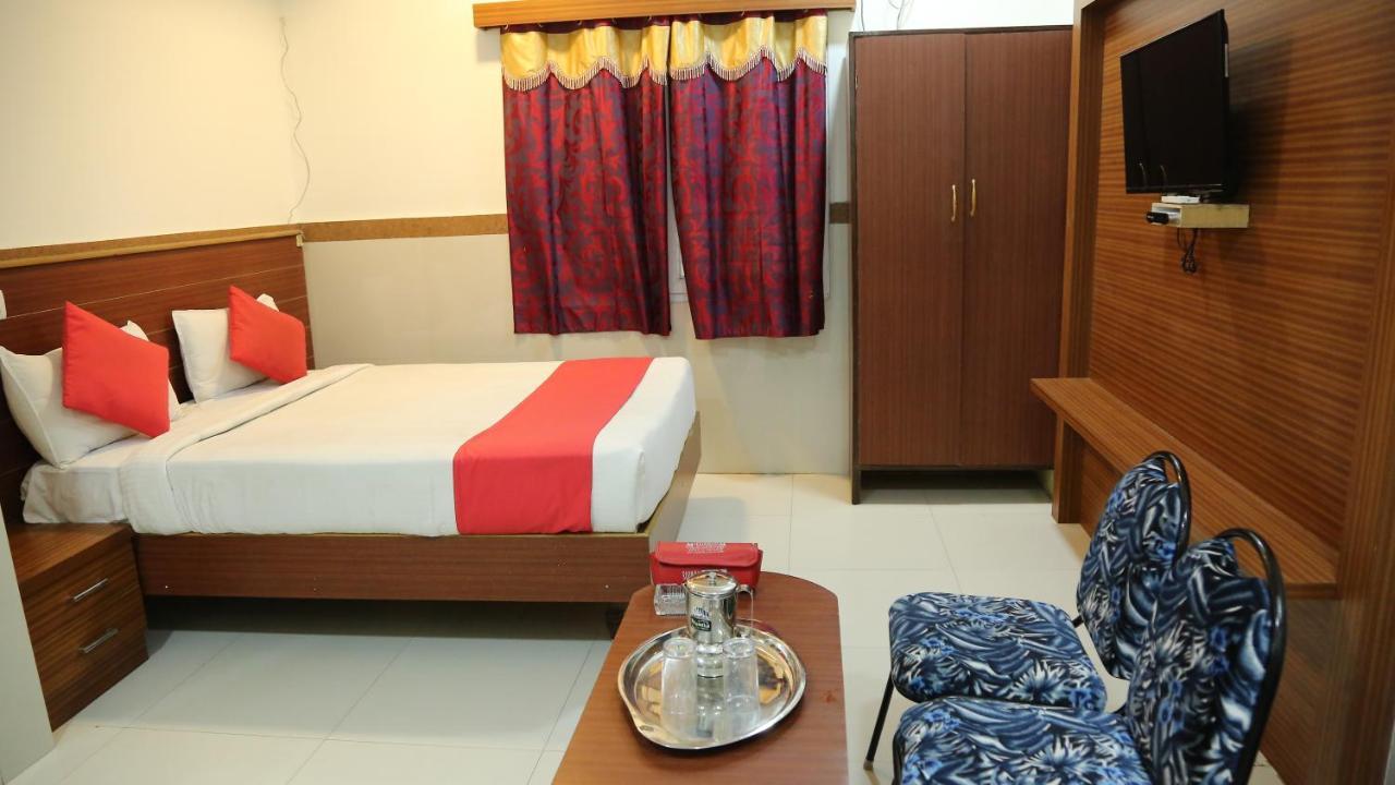 Kumaran Millenium Residency Hotel Vellore Ngoại thất bức ảnh