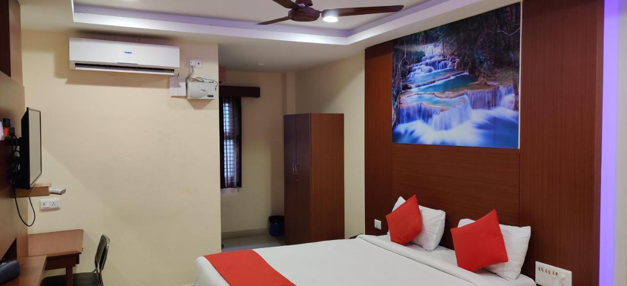 Kumaran Millenium Residency Hotel Vellore Ngoại thất bức ảnh