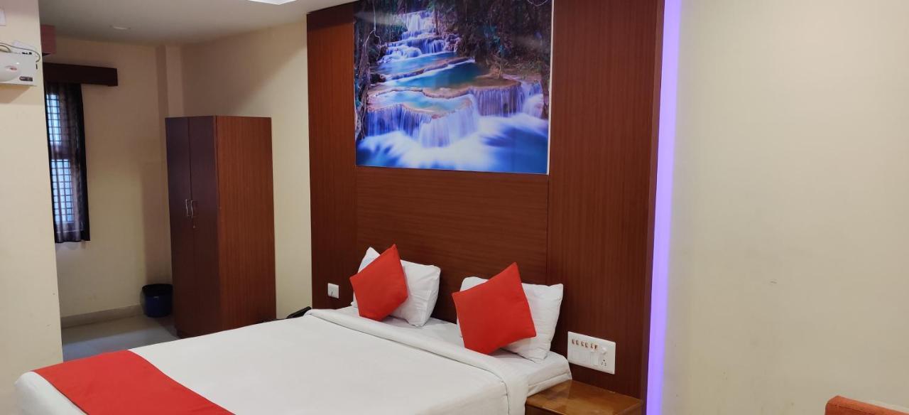 Kumaran Millenium Residency Hotel Vellore Ngoại thất bức ảnh