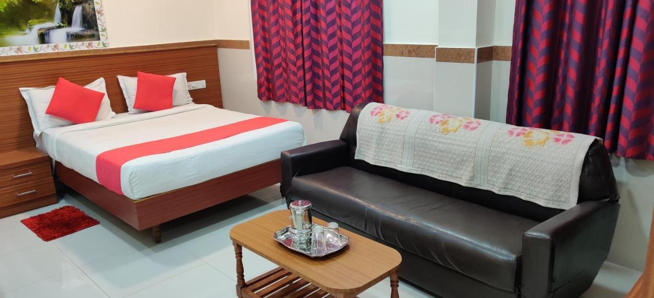 Kumaran Millenium Residency Hotel Vellore Ngoại thất bức ảnh